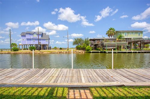 114 Bayou Vista Dr, Hitchcock, TX, 77563-2624 | Card Image