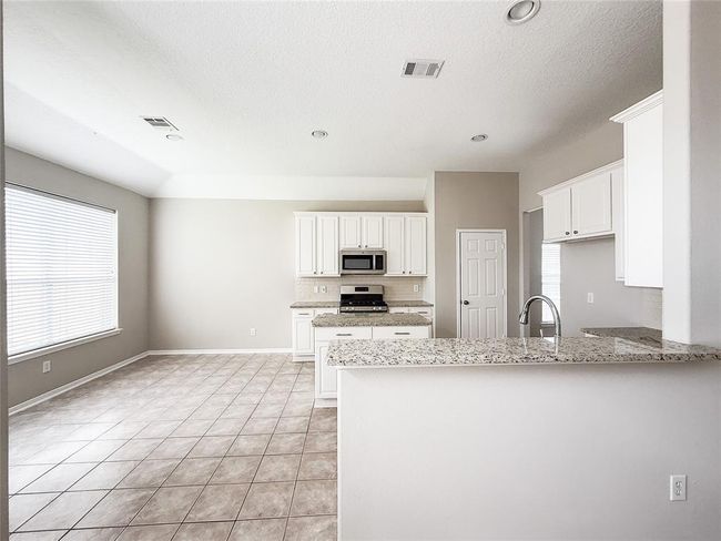 10114 Willow Crossing Dr, House other with 4 bedrooms, 2 bathrooms and 2 parking in Houston TX | Image 11