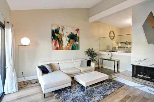 6786 Caminito Del Greco, San Diego, CA, 92120-2219 | Card Image