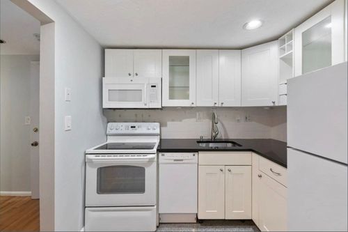 apt-g-30 Peterborough St, Boston, MA, 02215-4919 | Card Image