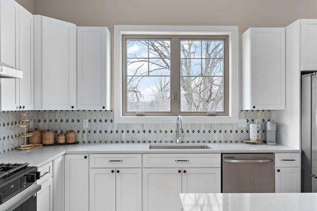 11-web-or-mls-DSC00493 | Image 7