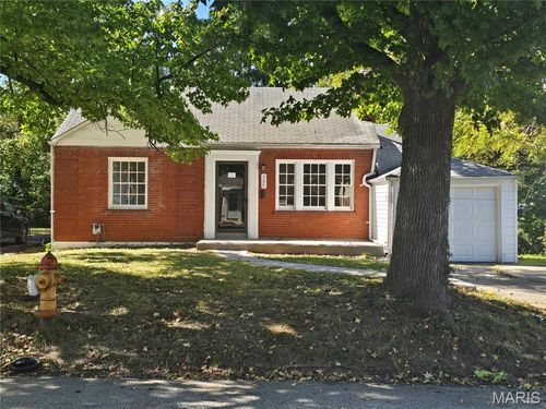 309 Newell Dr, Ferguson, MO, 63135-1857 | Card Image