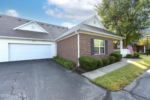 911 Spring Glen Way, Lyndon, KY, 40242-4515 | Card Image