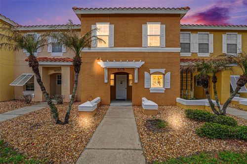 1075 Park Ridge Cir, KISSIMMEE, FL, 34746-6143 | Card Image