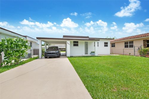 2811 Sw 65th Ave, Miami, FL, 33155-3944 | Card Image