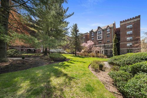 apt-b51-100 E Palisade Ave, Englewood, NJ, 07631-3099 | Card Image