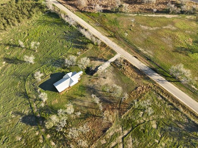 2095 Bridal Path Rd, House other with 1 bedrooms, 1 bathrooms and 100 parking in Luling TX | Image 39