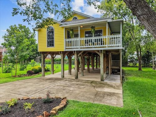 310 Lakeside Drive, Kemah, TX, 77565 | Card Image