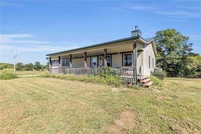 36408 E Bynum Spur Road, House other with 3 bedrooms, 2 bathrooms and null parking in Lone Jack MO | Image 3