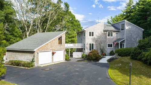 46 Holly Pond Rd, Marion, MA, 02738-2110 | Card Image