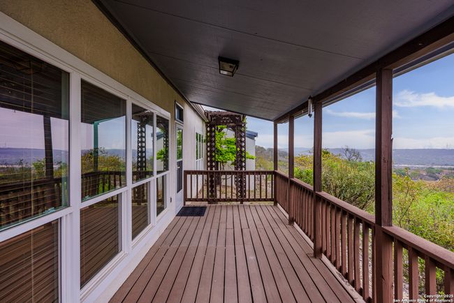 1030 - 1030 Edinburgh Dr, Condo with 2 bedrooms, 2 bathrooms and null parking in Kerrville TX | Image 5