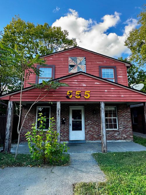 a-555 N Limestone, Lexington, KY, 40508-1675 | Card Image