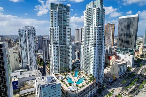 239-244 Biscayne Blvd, Miami, FL, 33132 | Card Image