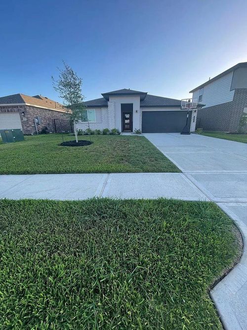 2417 Mar Vista Ln, Texas City, TX, 77568-2117 | Card Image