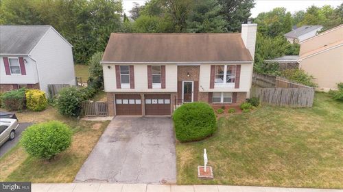 1315 Danberry Dr, FREDERICK, MD, 21703-6040 | Card Image