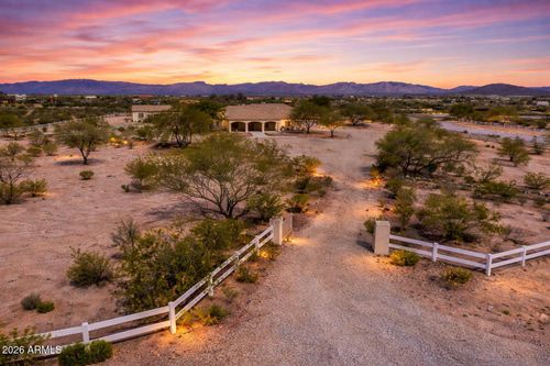 21280 W Vista Royale Dr, Wickenburg, AZ, 85390-3437 | Card Image