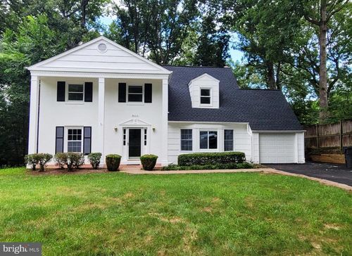 8653 Weir St, MANASSAS, VA, 20110-4715 | Card Image