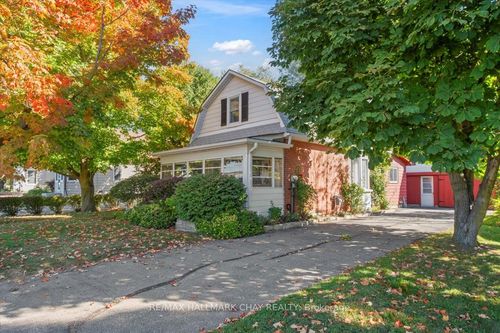 63 King St S, Alliston, ON, L9R1B6 | Card Image