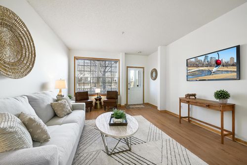 1996 Siefert St, Chaska, MN, 55318-3244 | Card Image