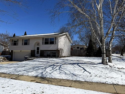 620 S 9th Ave, St. Charles, IL, 60174-3206 | Card Image