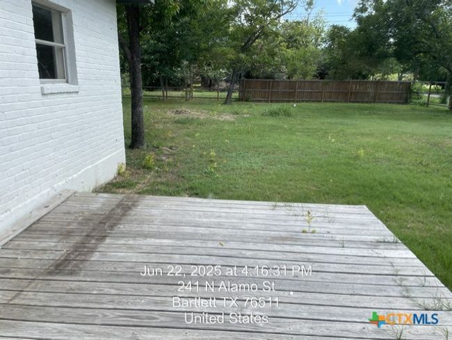 Deck | Image 24