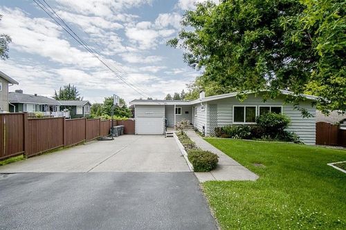 11429 139a St, Surrey, BC, V3R3E9 | Card Image