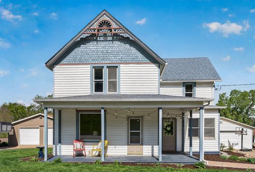512 Broadway St S, Jordan, MN, 55352-1702 | Card Image