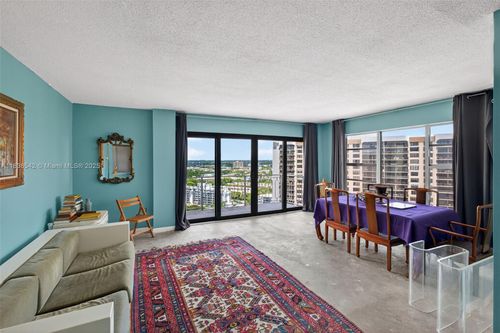 2100-11111 Biscayne Blvd, Miami, FL, 33181-3404 | Card Image