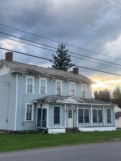 110 Kriess Rd, Butler, PA, 16001-8705 | Card Image