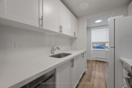 410-250 St Clair Ave W, Toronto, ON, M4V1R6 | Card Image