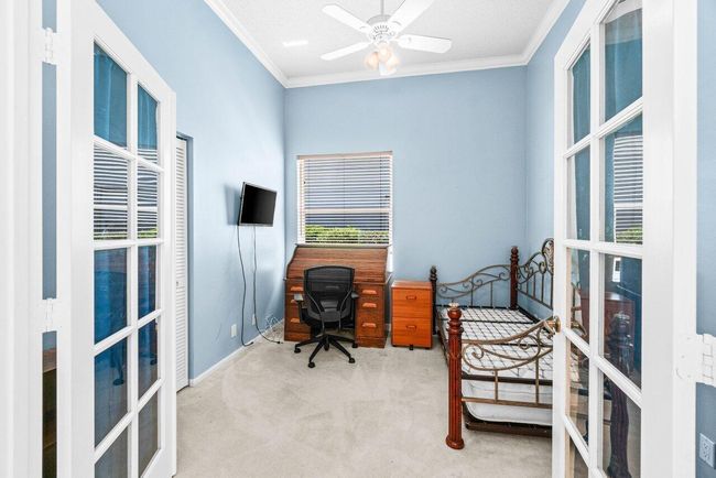 5946 Bay Hill Cir, House other with 4 bedrooms, 2 bathrooms and null parking in Lake Worth FL | Image 33