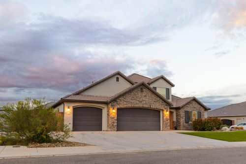 3181 E 3100 S, St George, UT, 84790-1273 | Card Image