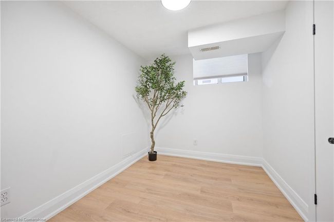 34 Holley Ave, House other with 4 bedrooms, 2 bathrooms and 4 parking in York ON | Image 27