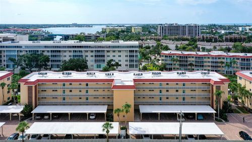 103-1300 N Portofino Dr, SARASOTA, FL, 34242-3109 | Card Image