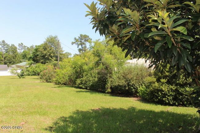 2100 Third Ave, House other with 3 bedrooms, 3 bathrooms and null parking in Sneads FL | Image 16