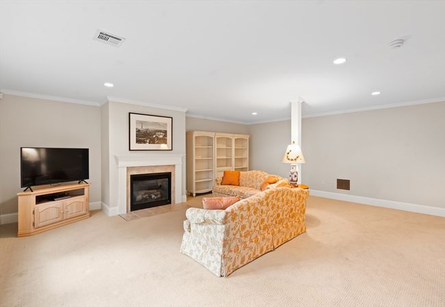 UNIT-19 - 287 Langley Rd, Condo with 3 bedrooms, 4 bathrooms and 2 parking in Newton MA | Image 22