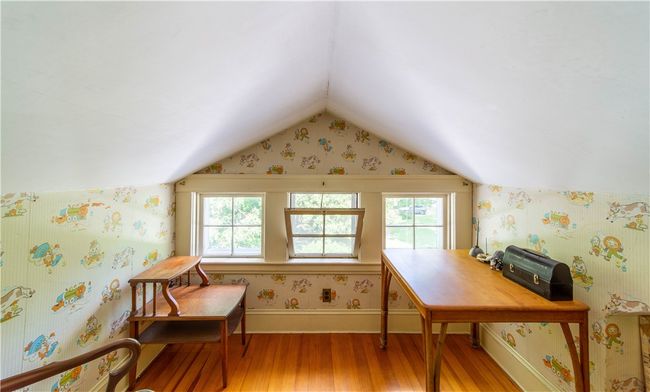 261 Hardig Rd, House other with 3 bedrooms, 2 bathrooms and 6 parking in Warwick RI | Image 36