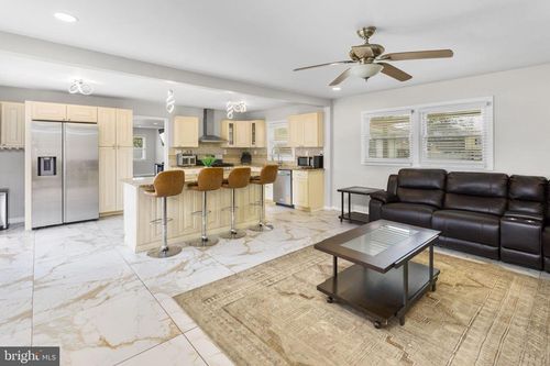 10 Thornhill Ct, Willingboro, NJ, 08046-3606 | Card Image