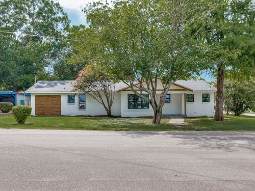 600 S 5th St, Grandview, TX, 76050-2183 | Card Image