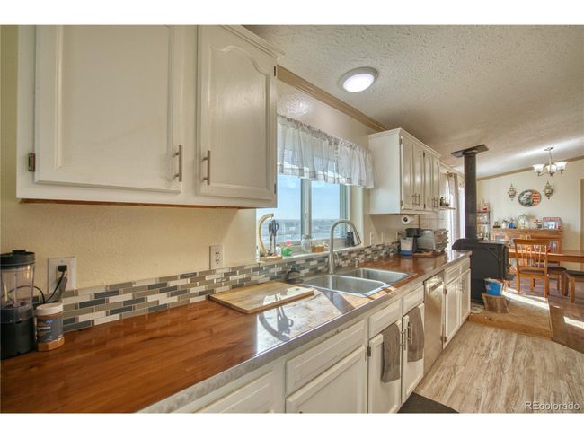 38502 County Road 65, House other with 3 bedrooms, 2 bathrooms and null parking in Galeton CO | Image 9