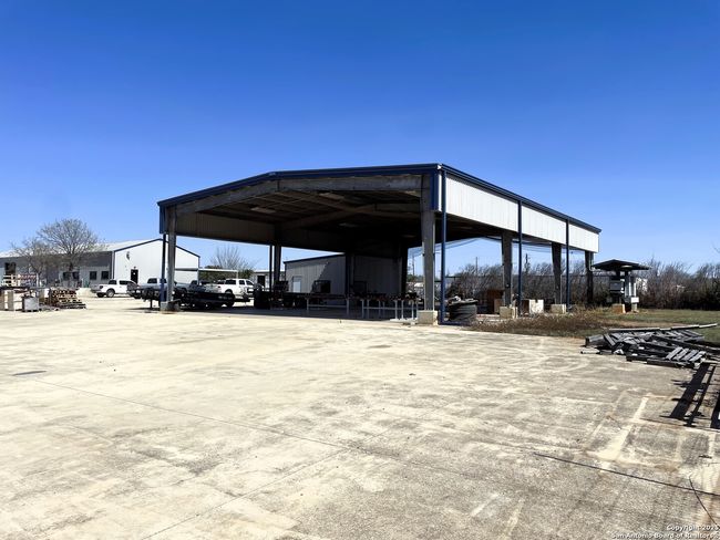 210 N Cherry St, Home with 0 bedrooms, 0 bathrooms and null parking in Pearsall TX | Image 11