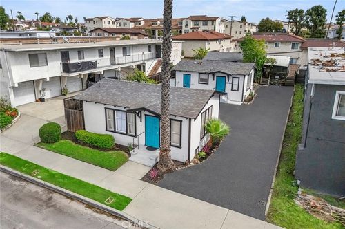 1842 Temple Ave, Signal Hill, CA, 90755-1115 | Card Image