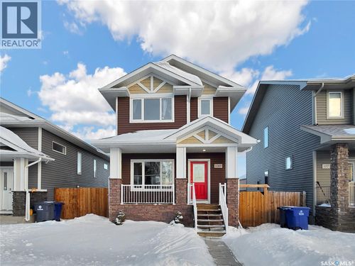 1069 Parr Hill Dr, Martensville, SK, S0K2T1 | Card Image