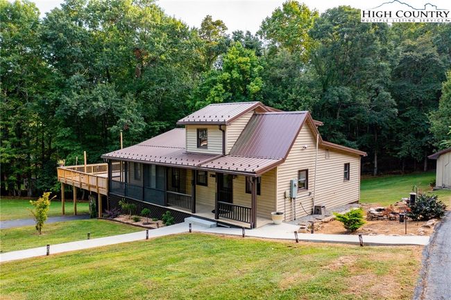 337 Pioneer Rdg, House other with 3 bedrooms, 2 bathrooms and null parking in Sparta NC | Image 31