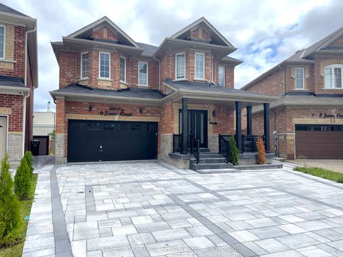 6 Jenna Crt, House with 5 bedrooms, 5 bathrooms and 6 parking in Brampton ON | Card Image