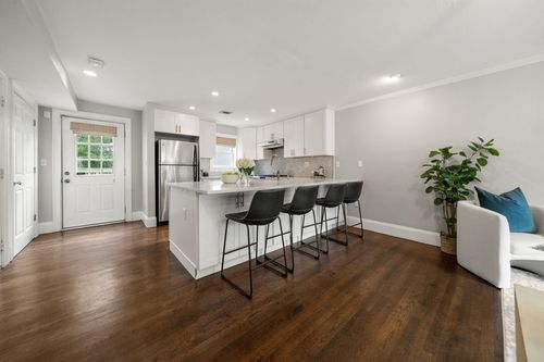 2-3 Glover Ct, Boston, MA, 02127-2713 | Card Image