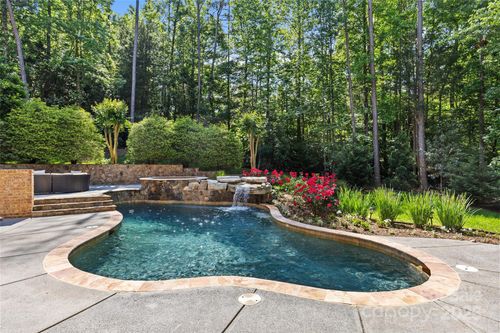 1009 Seminole Dr, Marvin, NC, 28173-6594 | Card Image