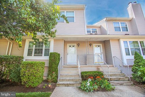 194 Driscoll Court, Somerset, NJ, 08873 | Card Image