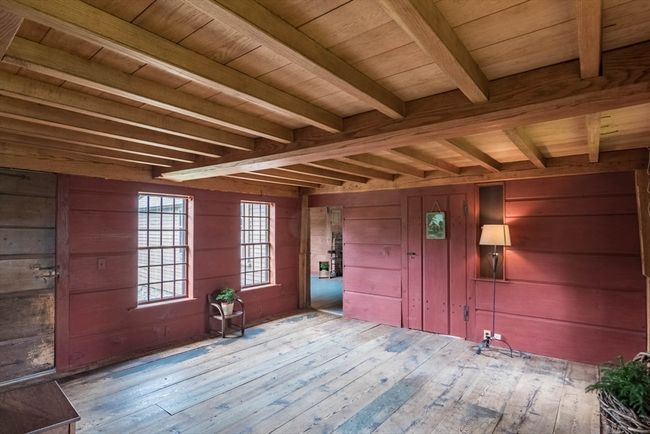 168 N Main St, House other with 4 bedrooms, 2 bathrooms and 7 parking in Sunderland MA | Image 23