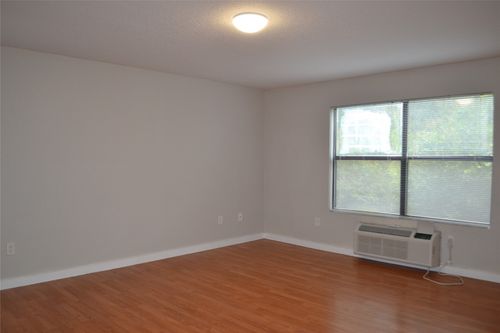 apt-207-701 W Sycamore St, Denton, TX, 76201-5940 | Card Image